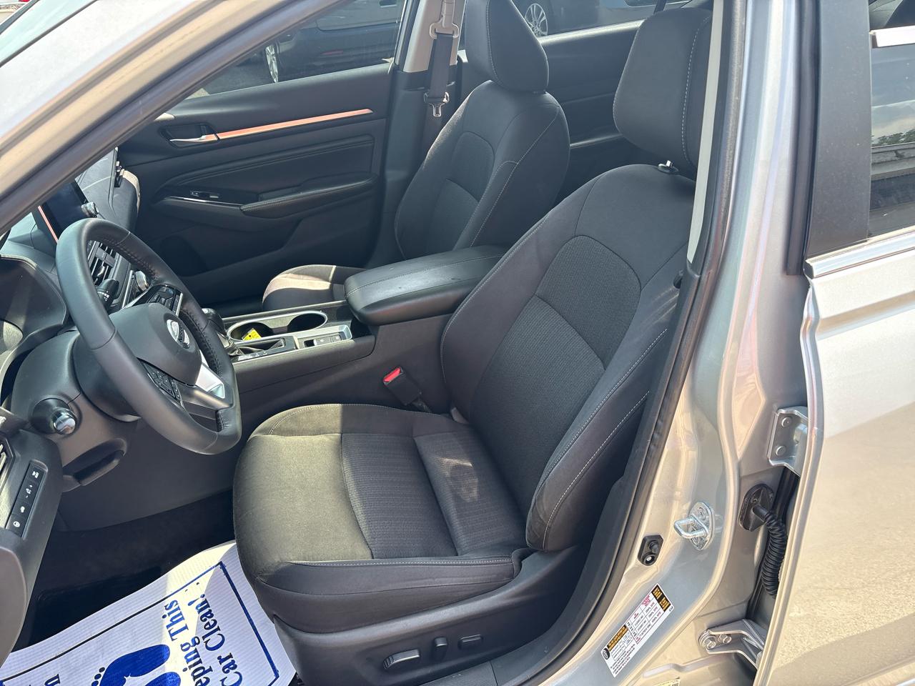 Nissan Altima 2.5 SV 2022