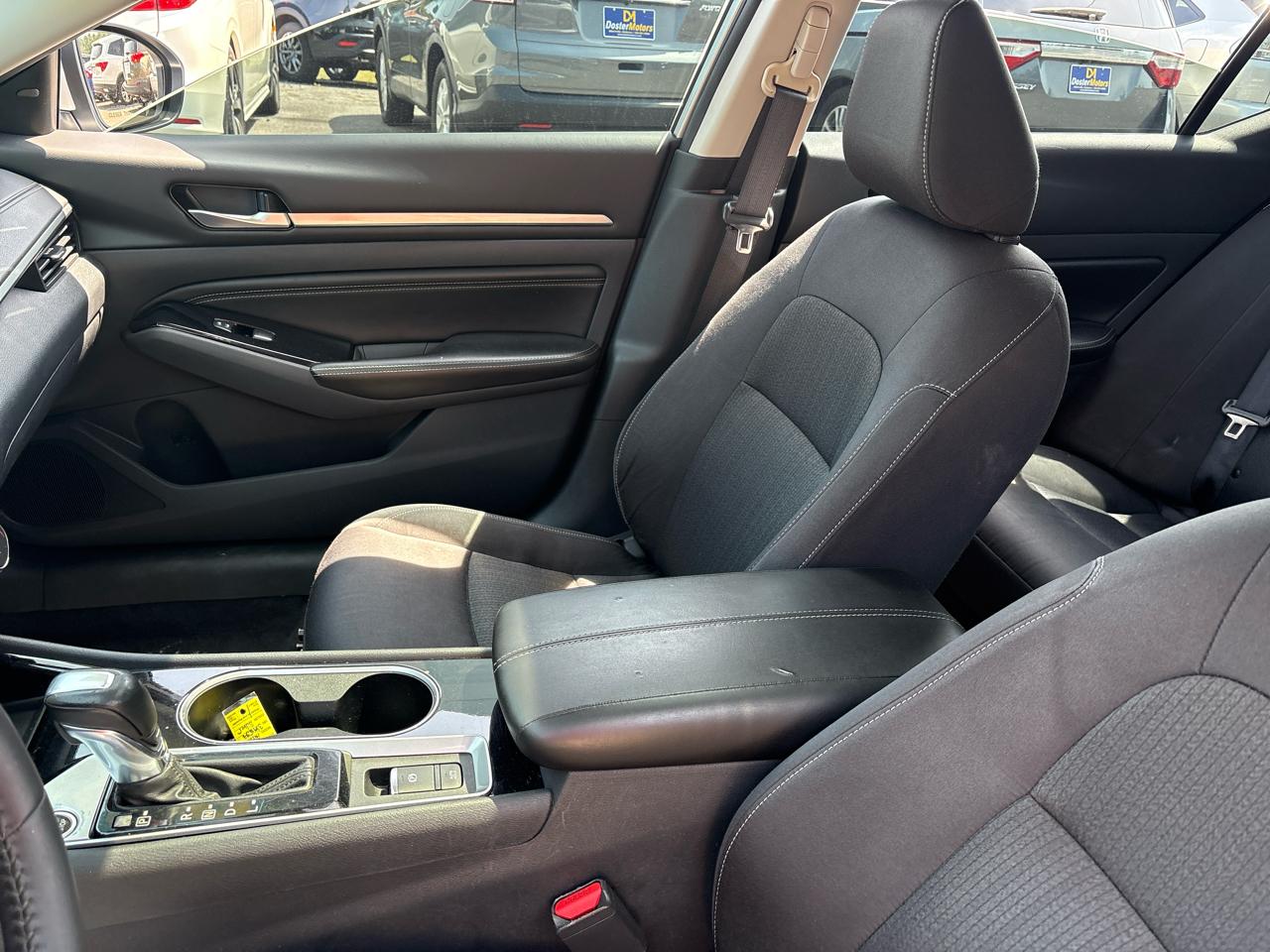 Nissan Altima 2.5 SV 2022