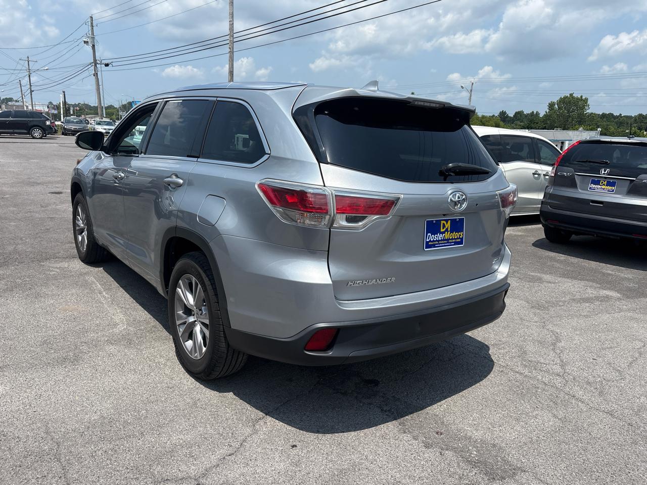 Toyota Highlander XLE FWD V6 2015