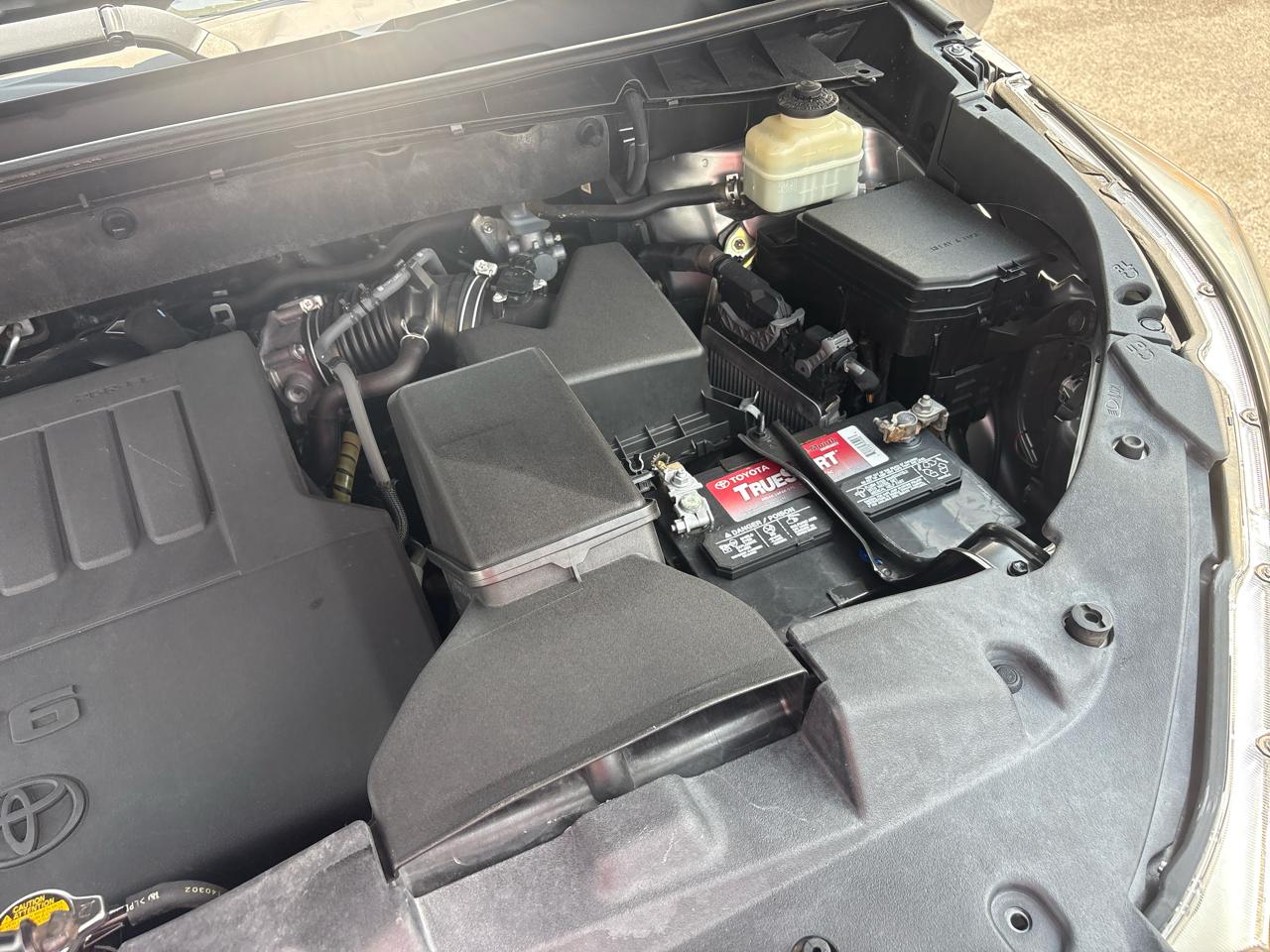 Toyota Highlander XLE FWD V6 2015
