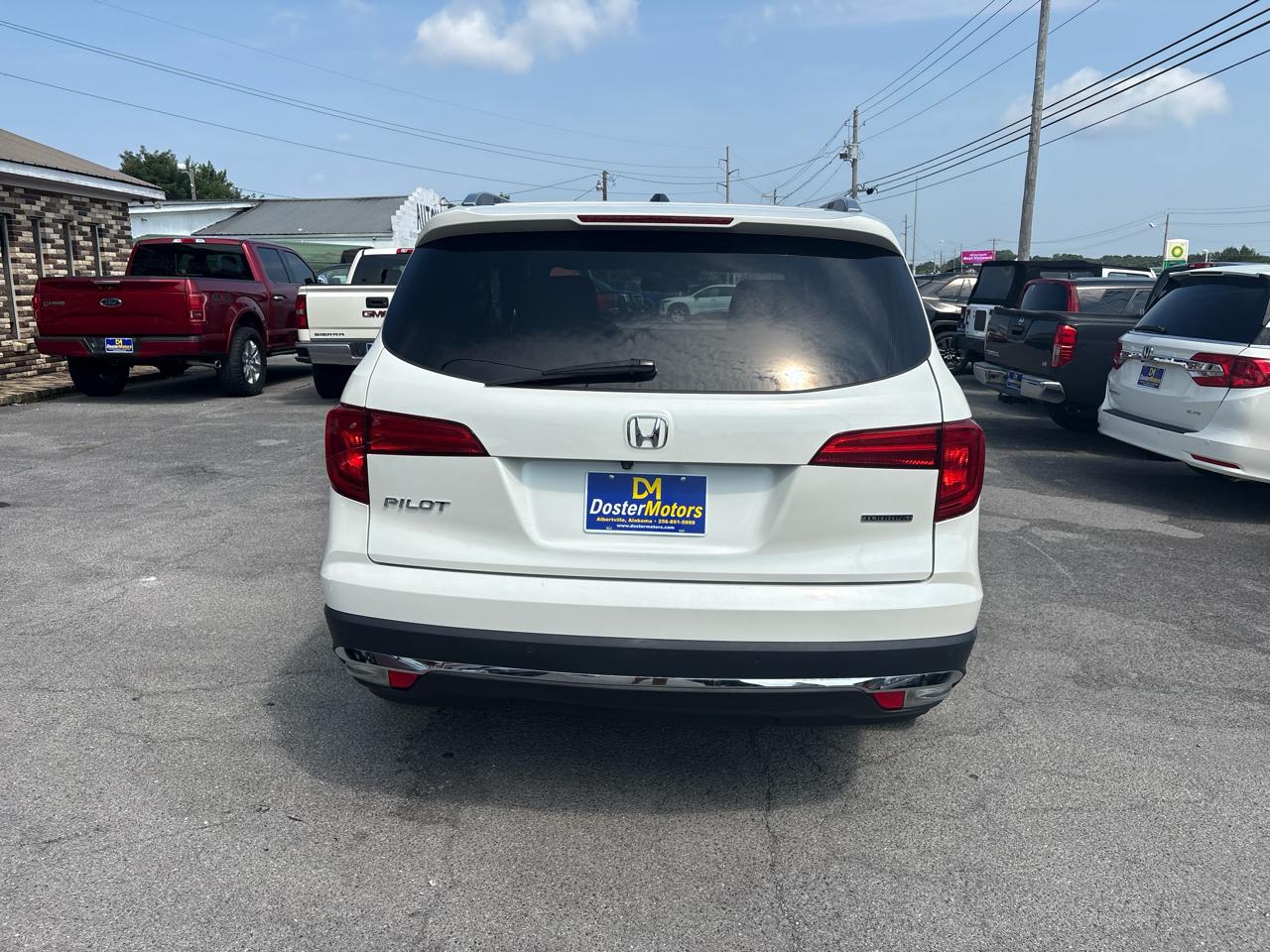 Honda Pilot Touring 2WD 2017
