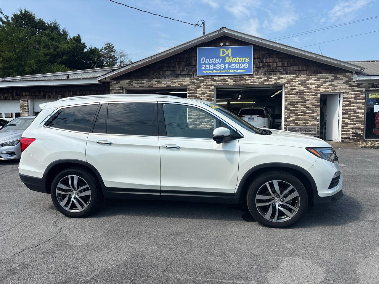 Honda Pilot Touring 2WD 2017