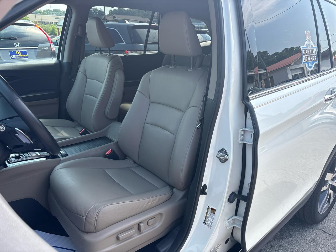 Honda Pilot Touring 2WD 2017