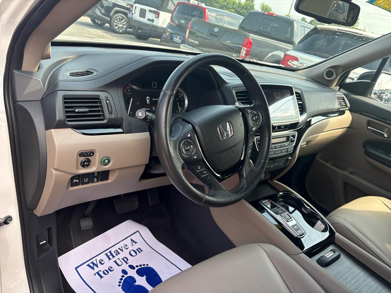Honda Pilot Touring 2WD 2017