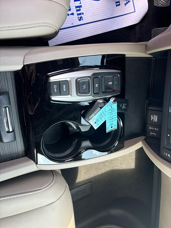 Honda Pilot Touring 2WD 2017