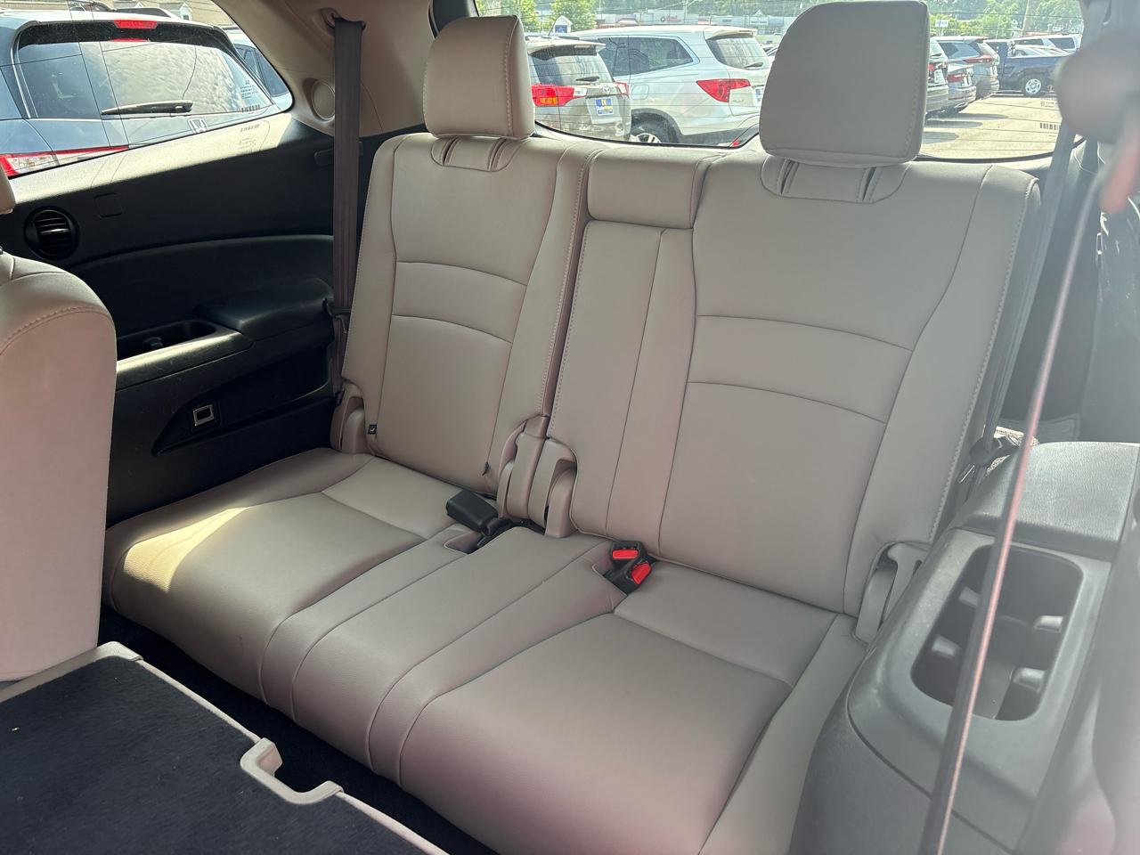 Honda Pilot Touring 2WD 2017