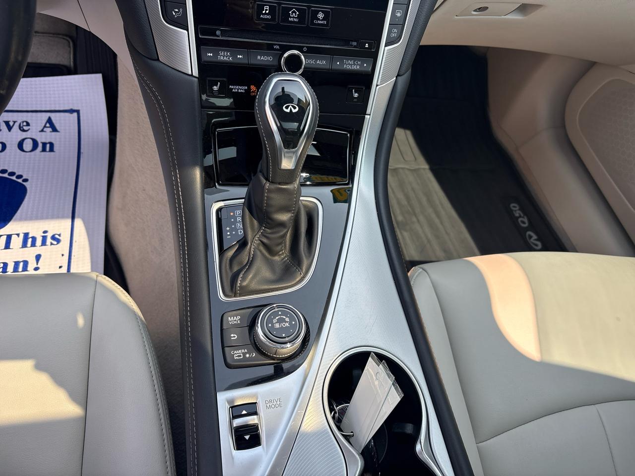 Infiniti Q50 3.0t LUXE 2020