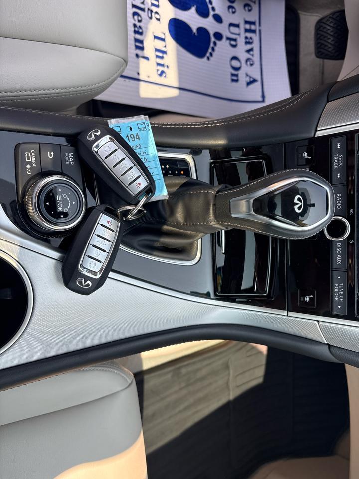 Infiniti Q50 3.0t LUXE 2020