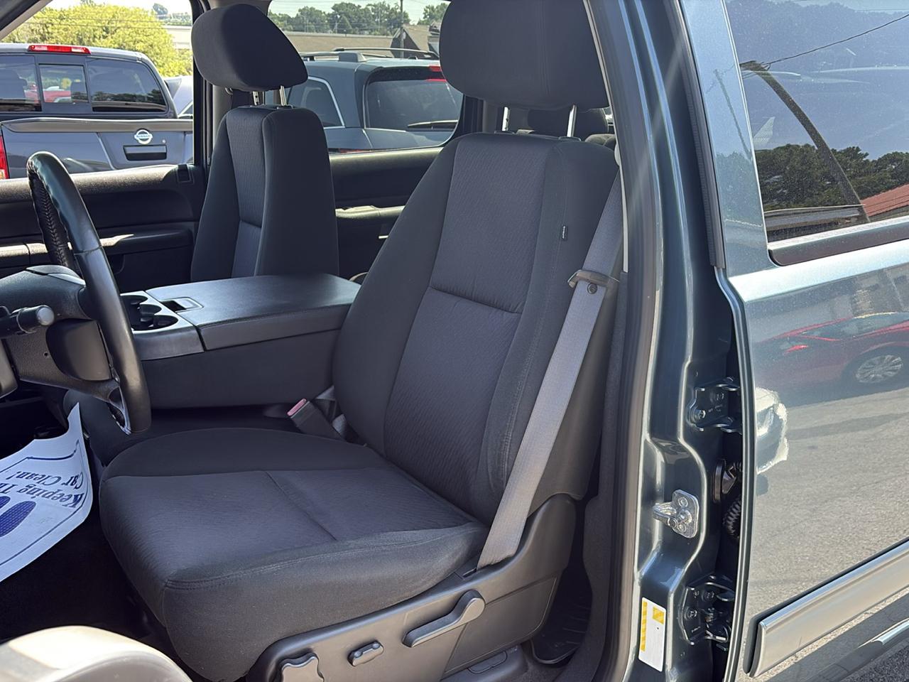 Chevrolet Silverado 1500 LT Crew Cab 4WD 2012