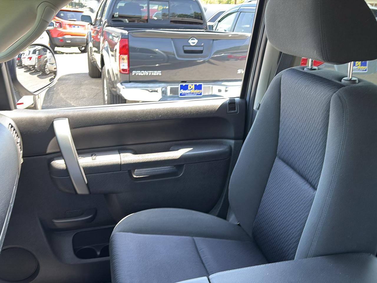 Chevrolet Silverado 1500 LT Crew Cab 4WD 2012