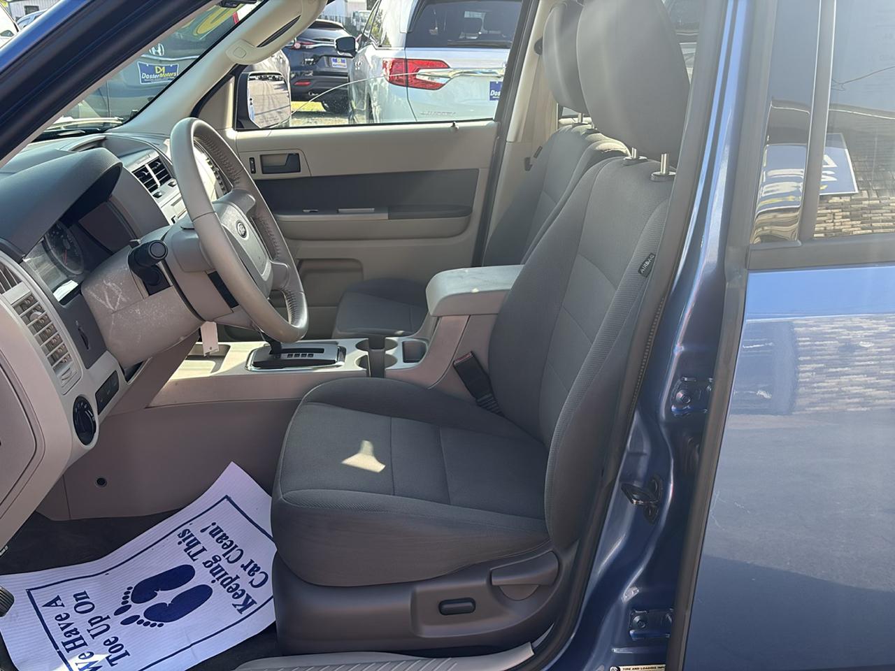 Ford Escape XLT FWD V6 2009