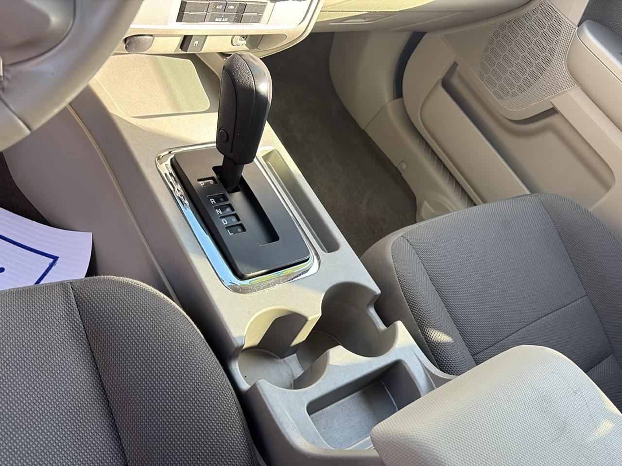 Ford Escape XLT FWD V6 2009