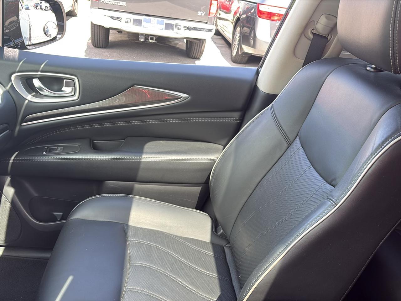 Infiniti QX60 Base AWD 2017
