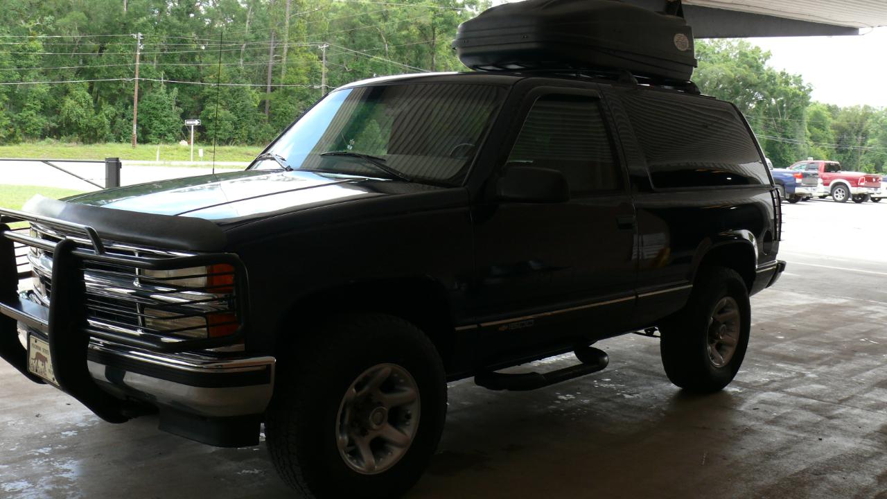 Chevrolet Tahoe 2-Door 2WD 1997