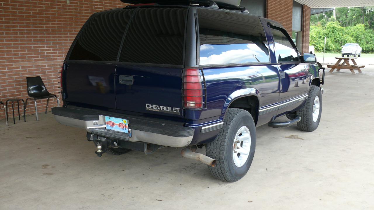Chevrolet Tahoe 2-Door 2WD 1997