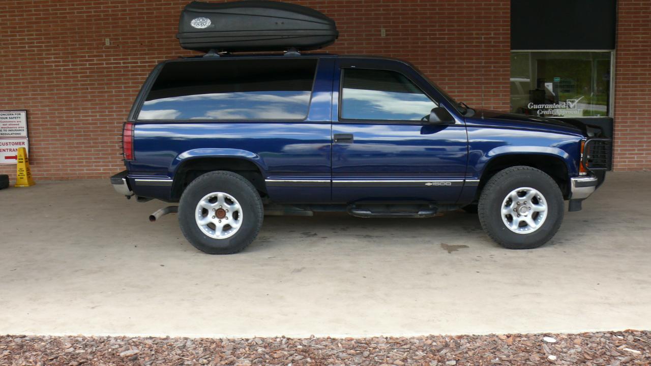 Chevrolet Tahoe 2-Door 2WD 1997