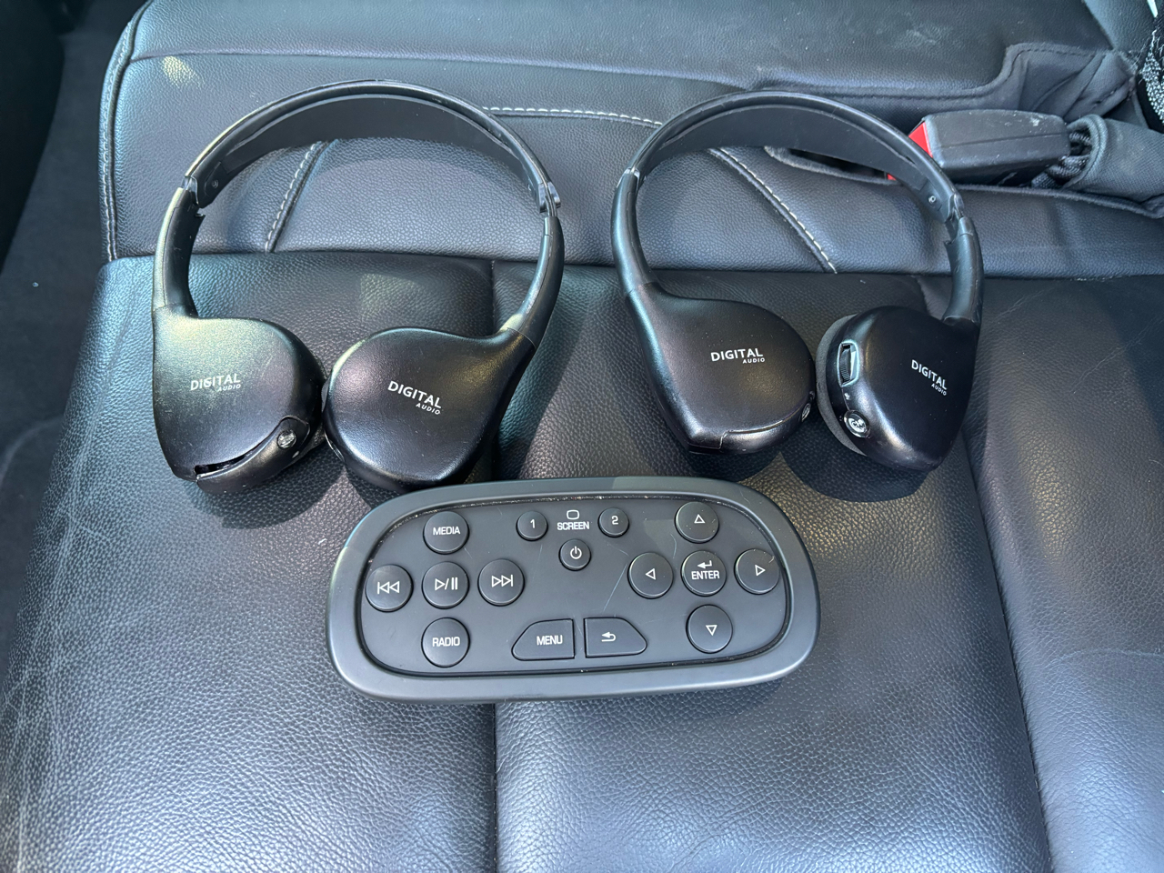 Chevrolet Tahoe 4WD 4dr LT 2019