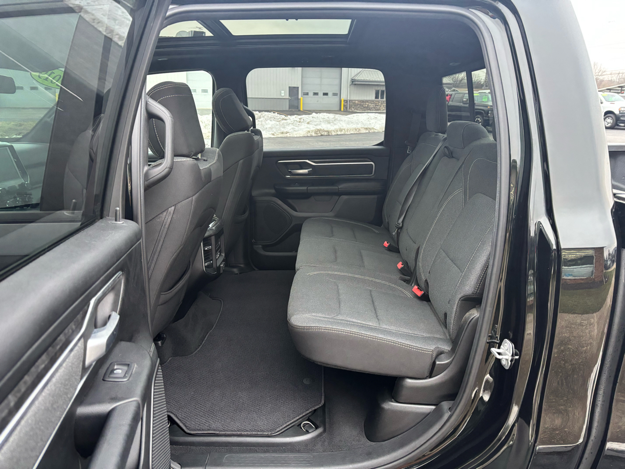 RAM 1500 Big Horn/Lone Star 4x4 Crew Cab 5'7" Box 2019