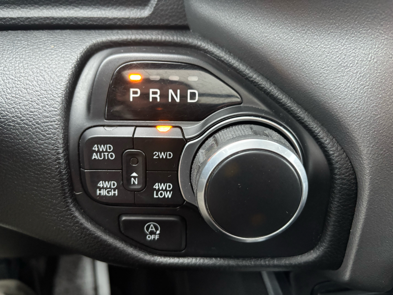 RAM 1500 Big Horn/Lone Star 4x4 Crew Cab 5'7" Box 2019