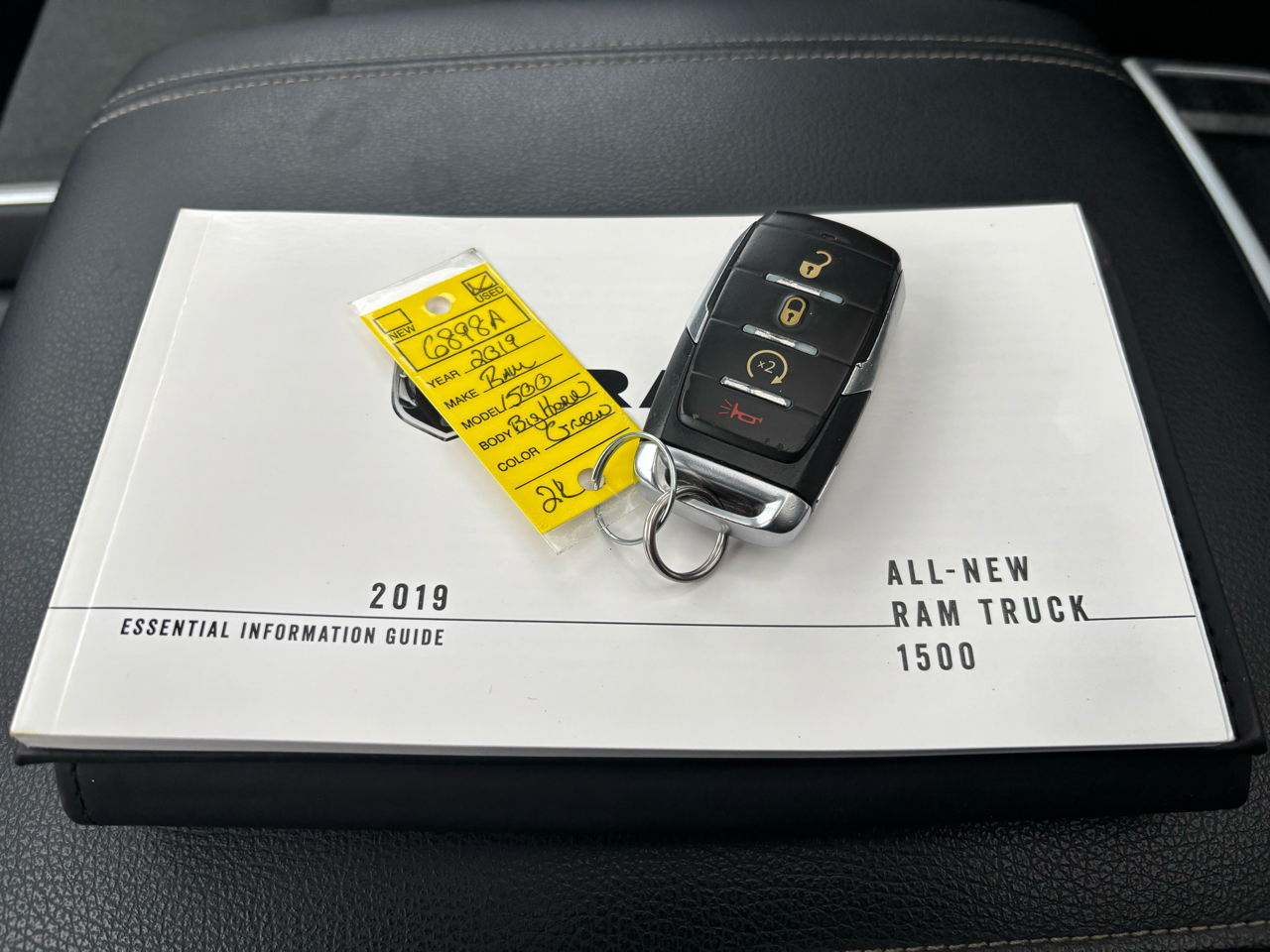 RAM 1500 Big Horn/Lone Star 4x4 Crew Cab 5'7" Box 2019