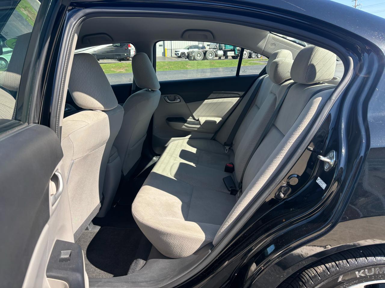 Honda Civic Sdn 4dr Auto LX 2013