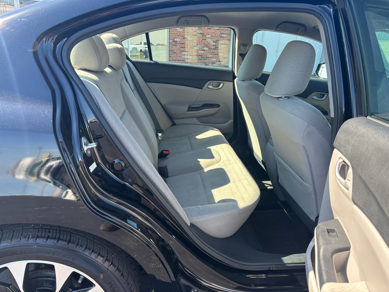 Honda Civic Sdn 4dr Auto LX 2013