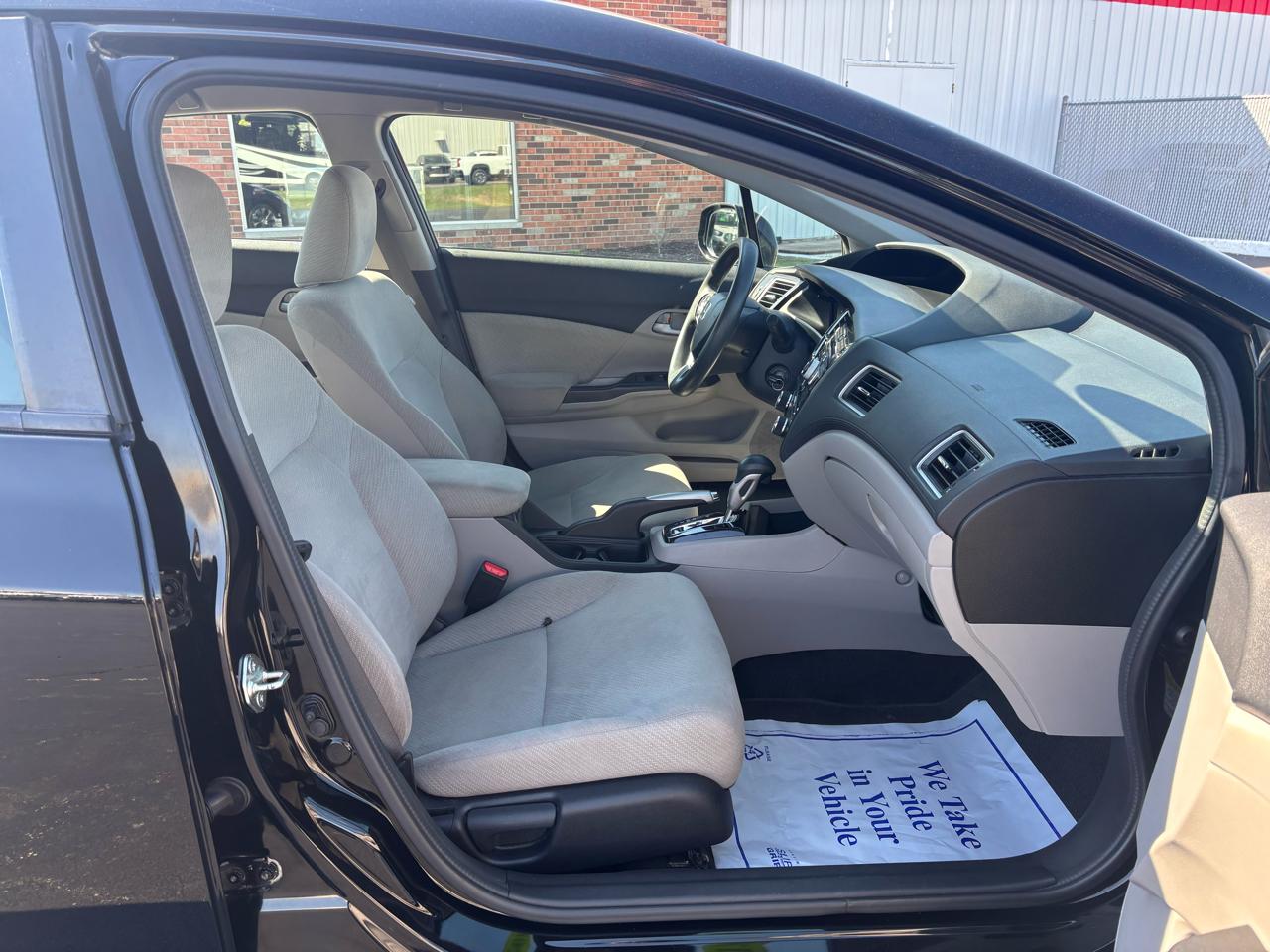 Honda Civic Sdn 4dr Auto LX 2013