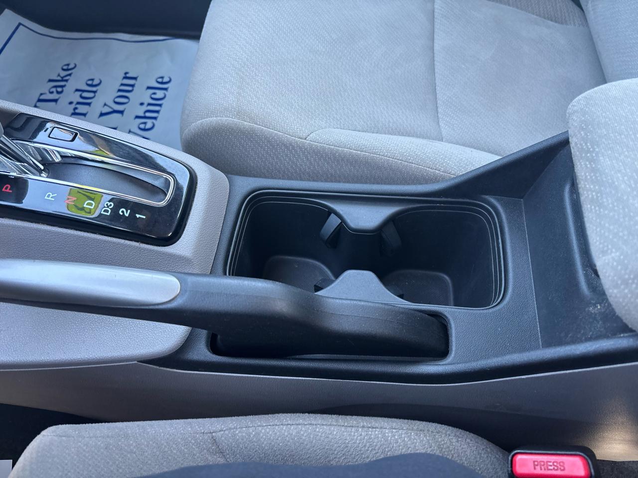 Honda Civic Sdn 4dr Auto LX 2013