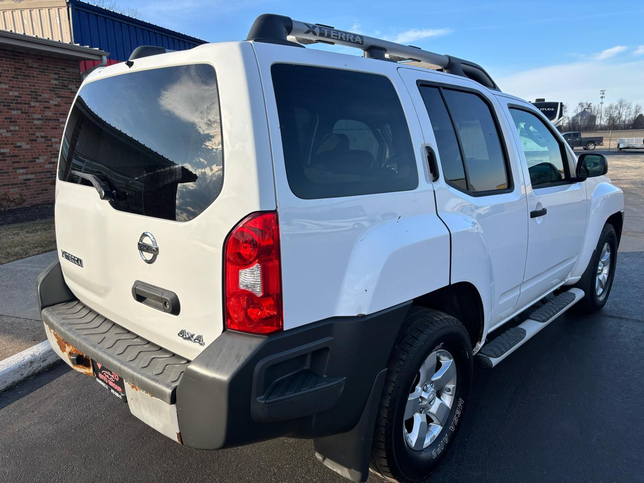 Nissan Xterra 4WD 4dr Auto S 2010