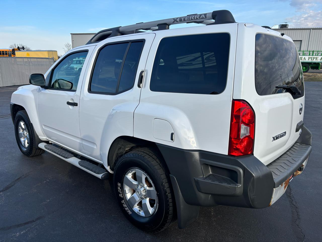 Nissan Xterra 4WD 4dr Auto S 2010