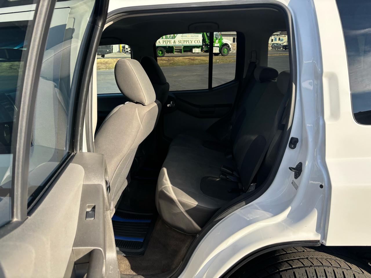 Nissan Xterra 4WD 4dr Auto S 2010