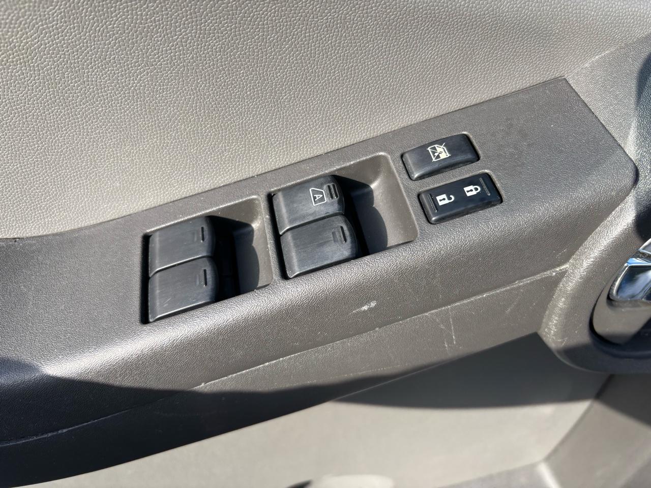 Nissan Xterra 4WD 4dr Auto S 2010