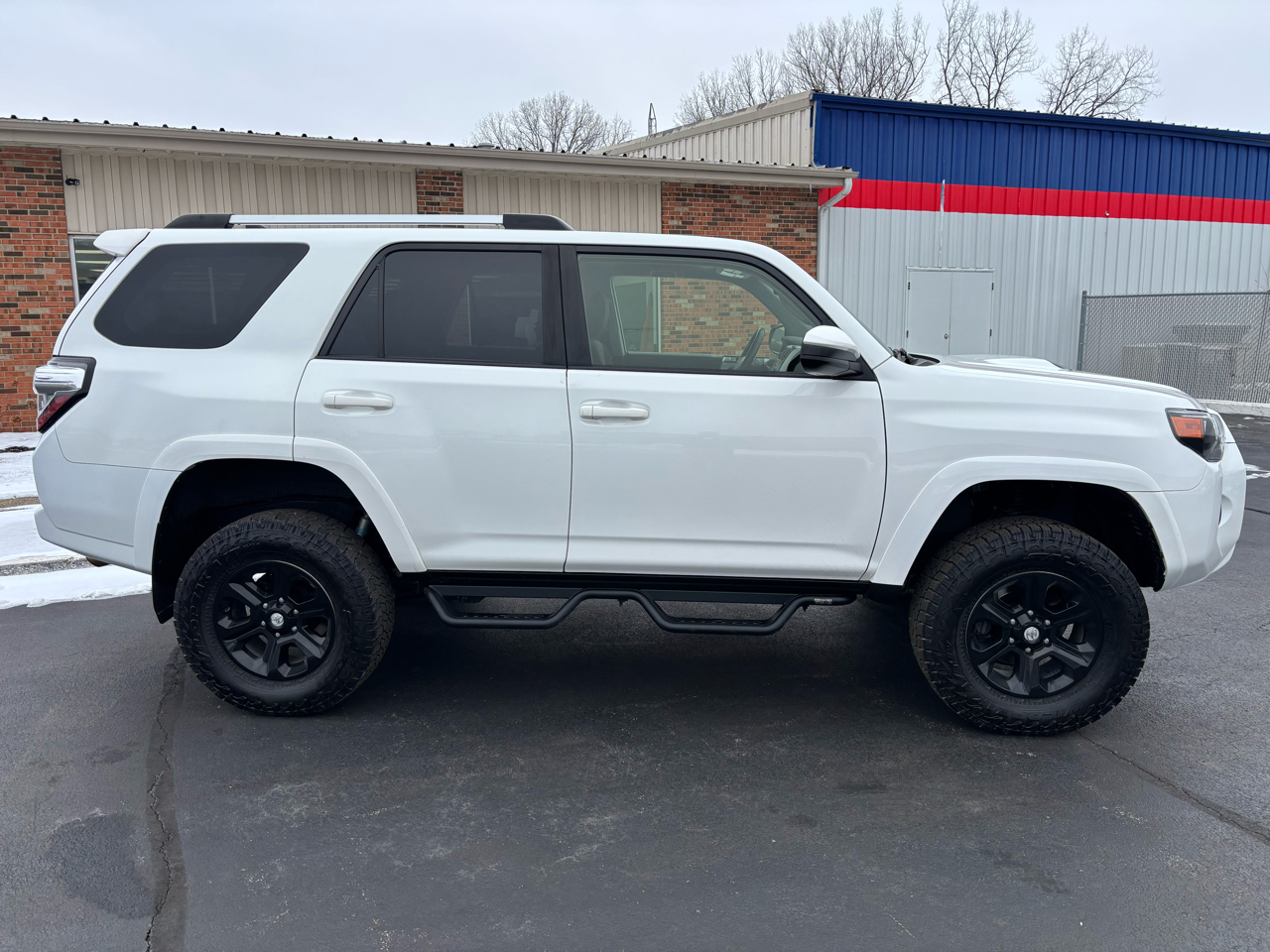 Toyota 4Runner SR5 4WD (Natl) 2022