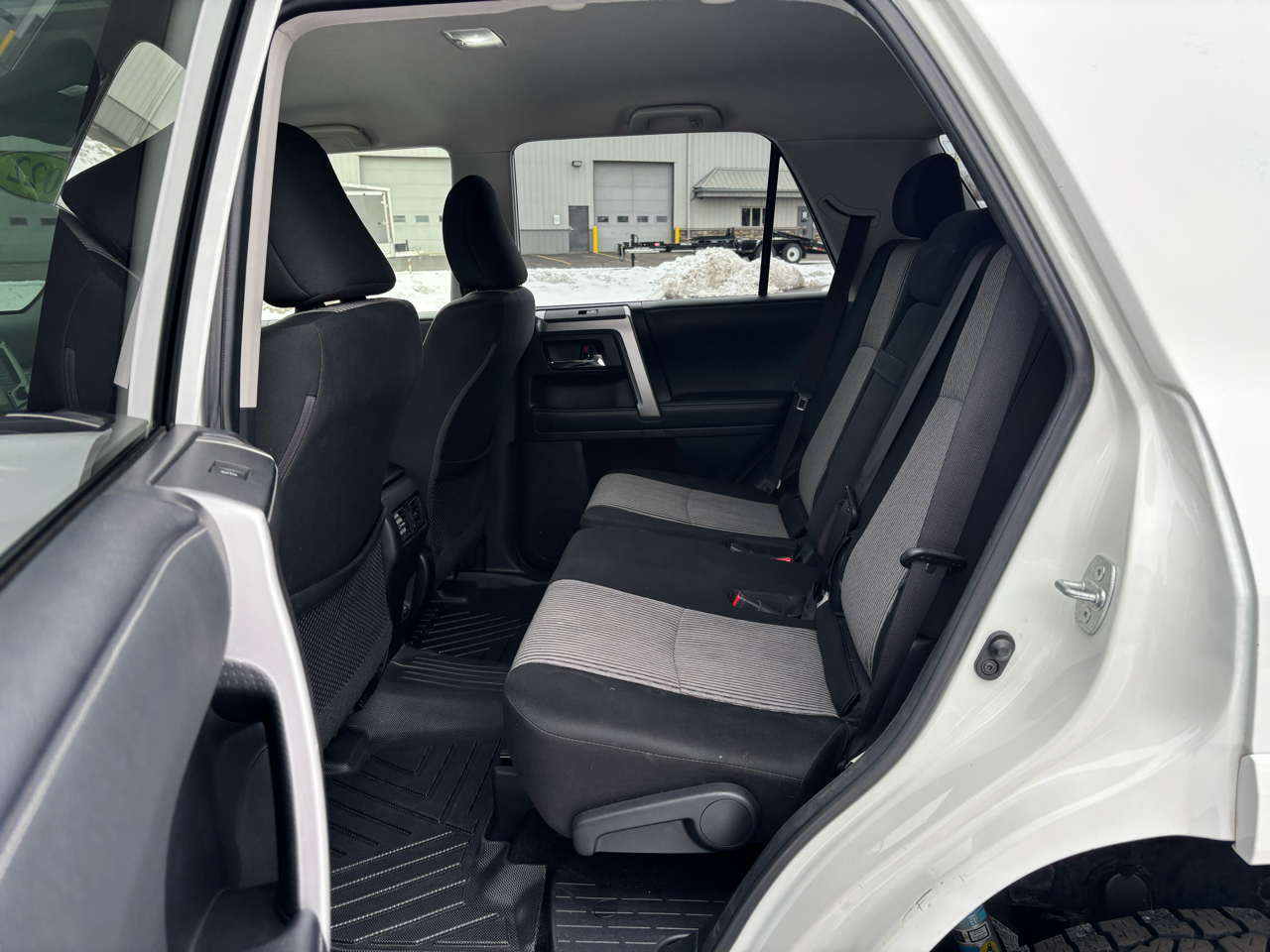 Toyota 4Runner SR5 4WD (Natl) 2022