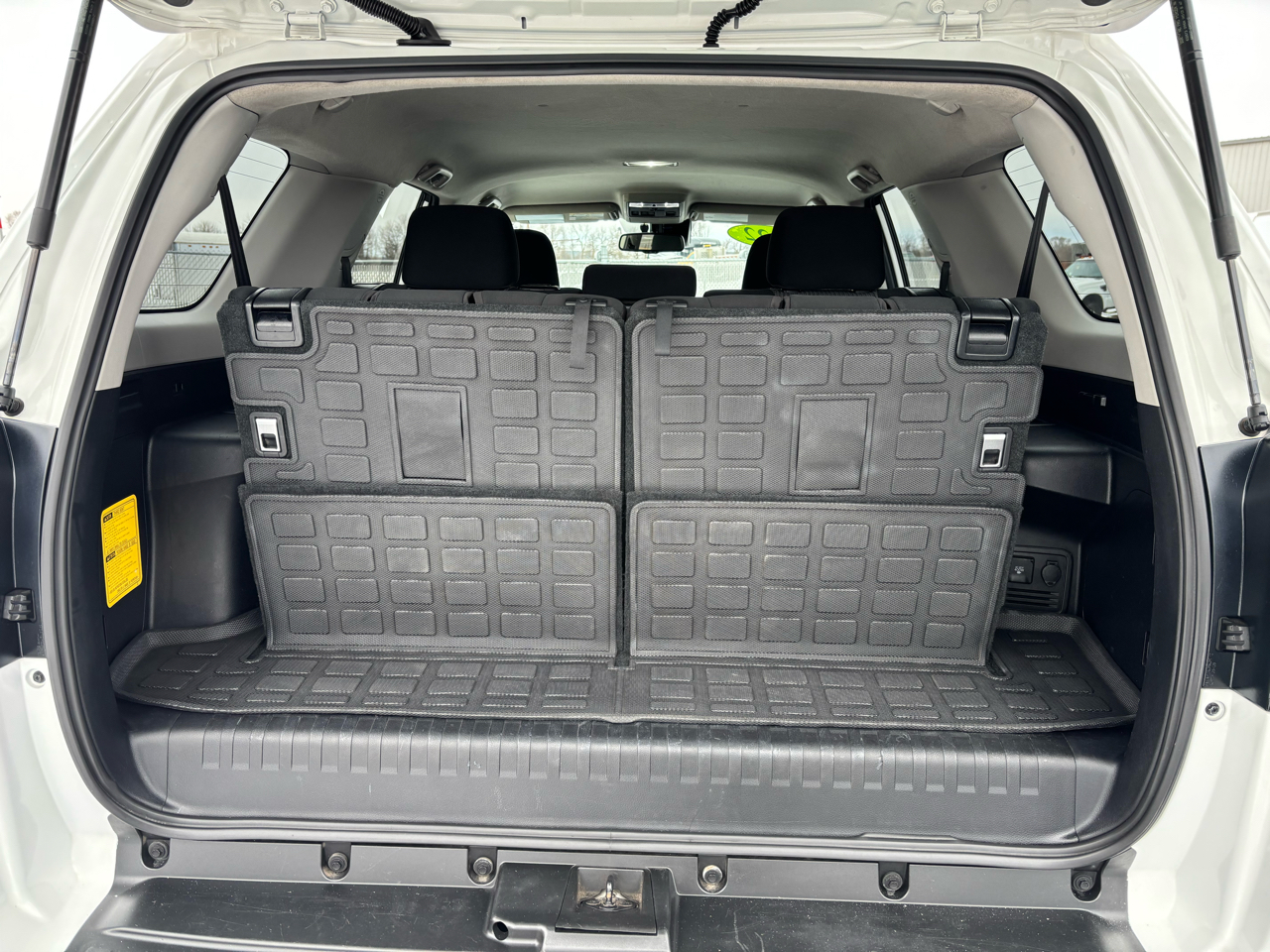 Toyota 4Runner SR5 4WD (Natl) 2022