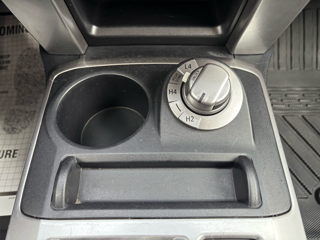 Toyota 4Runner SR5 4WD (Natl) 2022