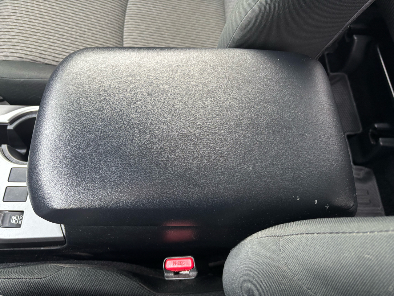 Toyota 4Runner SR5 4WD (Natl) 2022