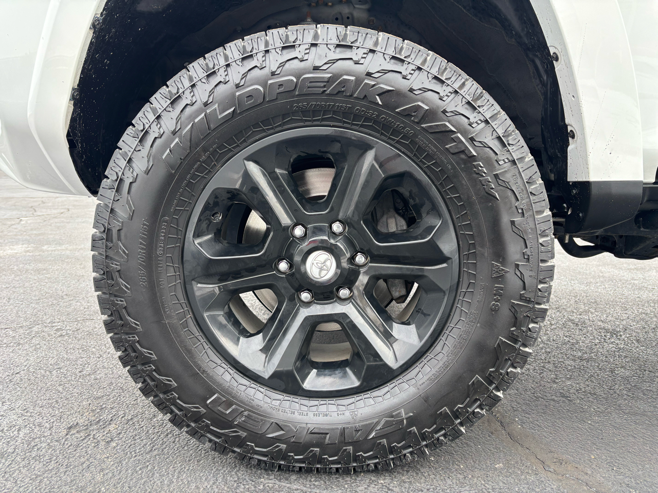 Toyota 4Runner SR5 4WD (Natl) 2022