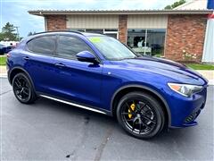 2022 Alfa Romeo Stelvio 