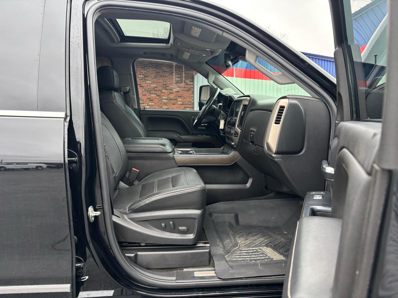 GMC Sierra 2500HD 4WD Crew Cab 153.7" Denali 2018