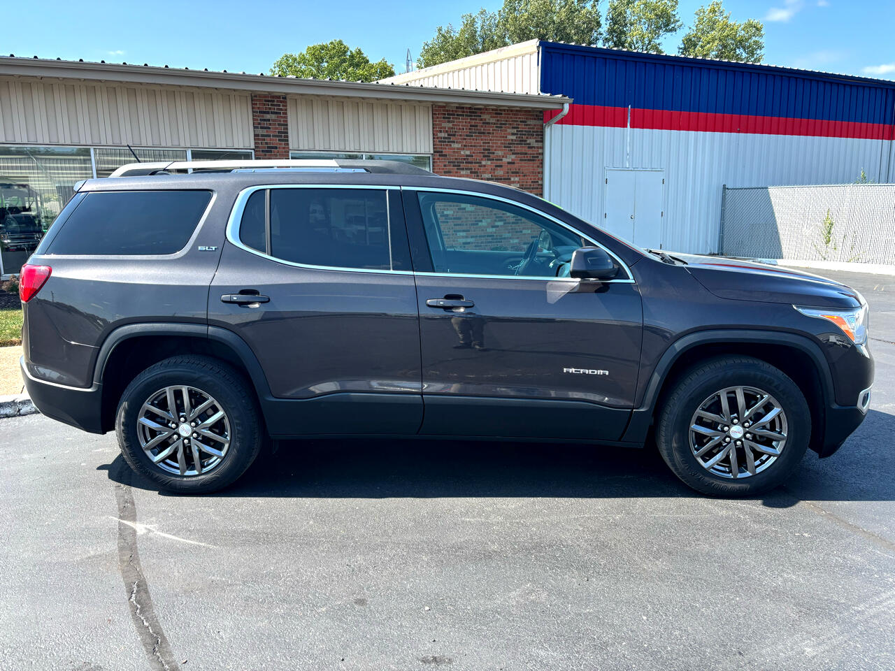 GMC Acadia AWD 4dr SLT w/SLT-1 2018 GMC Acadia AWD 4dr SLT w/SLT-1 2018