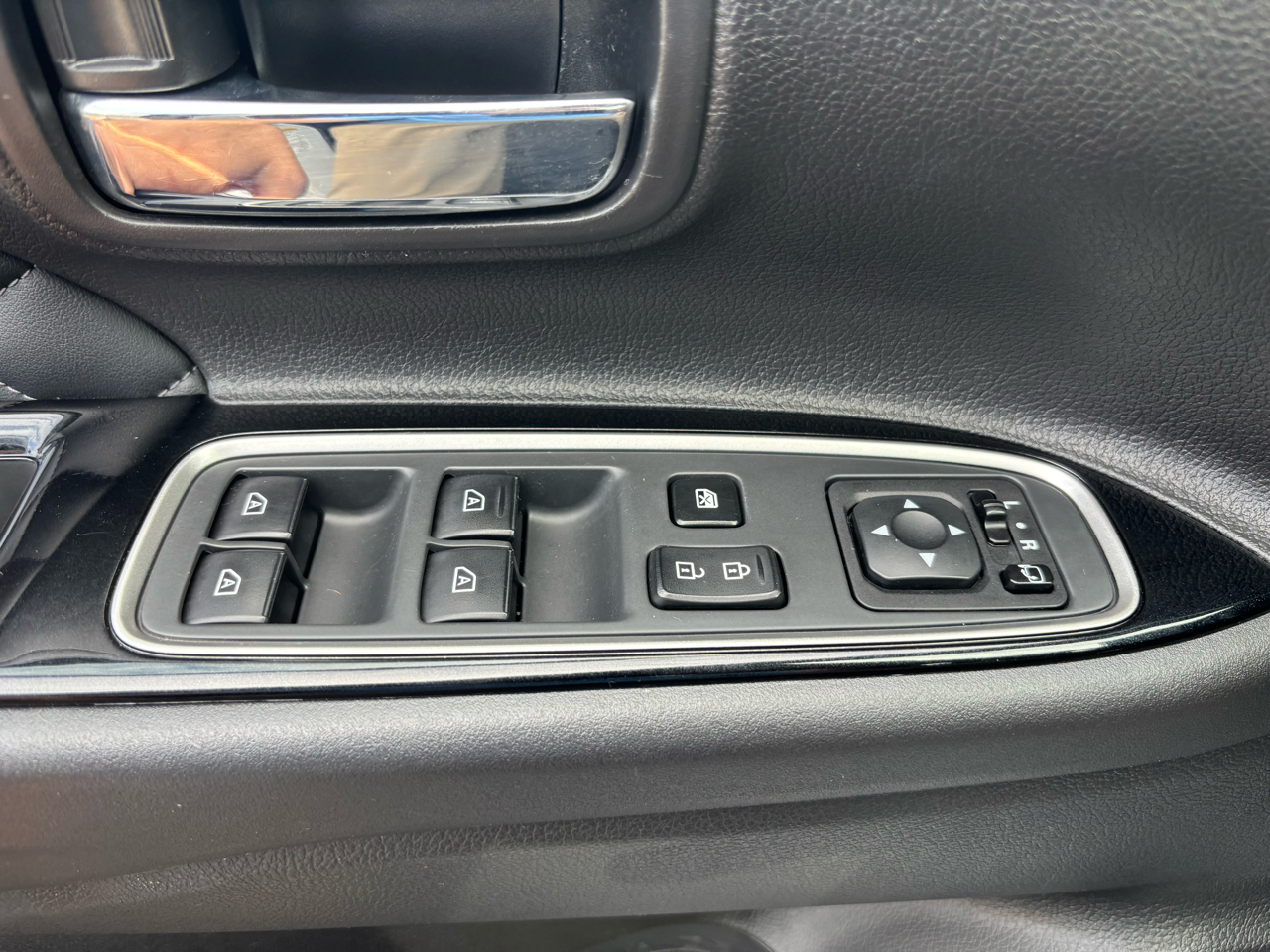 2020 Mitsubishi Outlander PHEV GT S-AWC photo 12