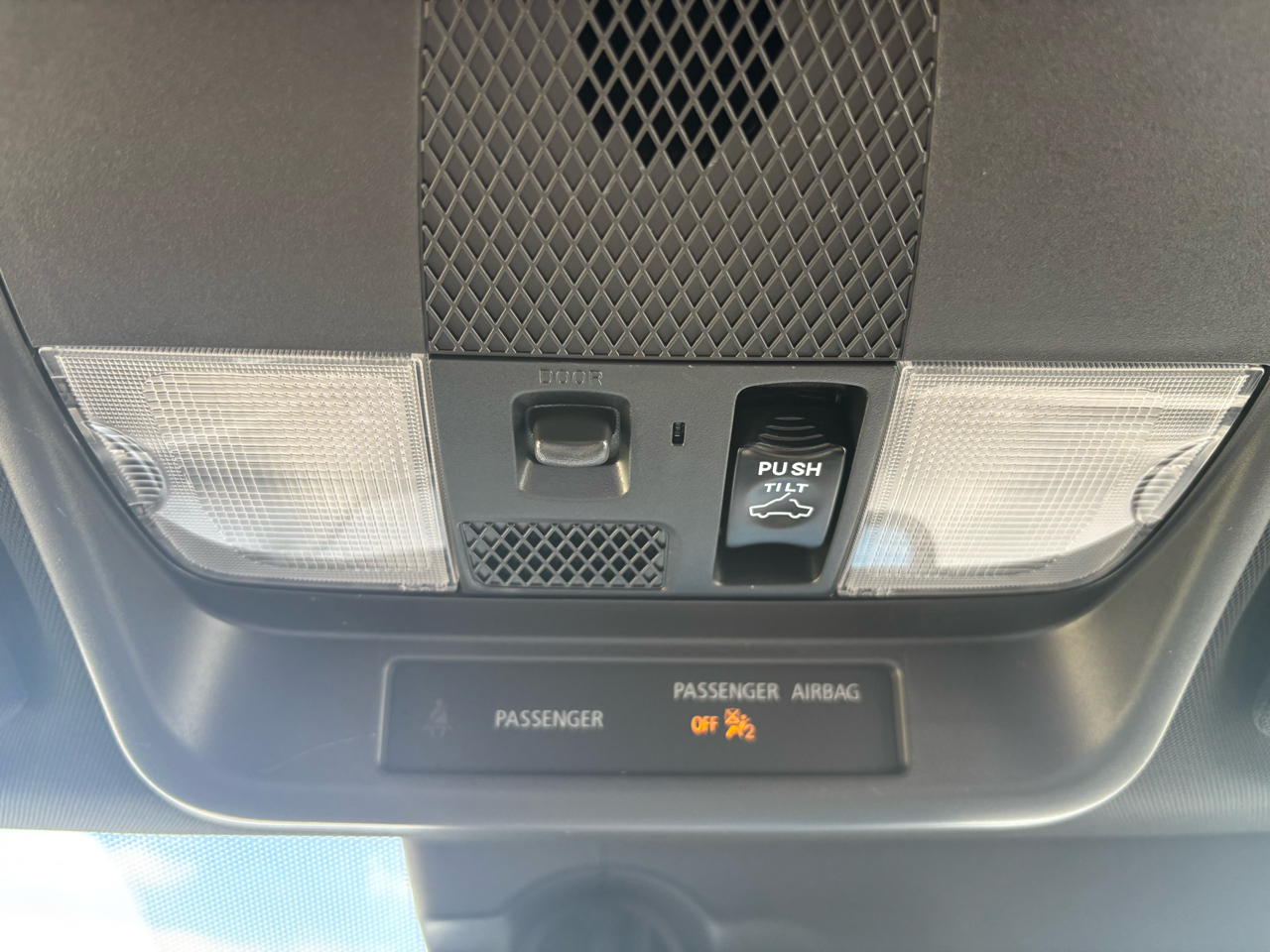 2020 Mitsubishi Outlander PHEV GT S-AWC photo 25