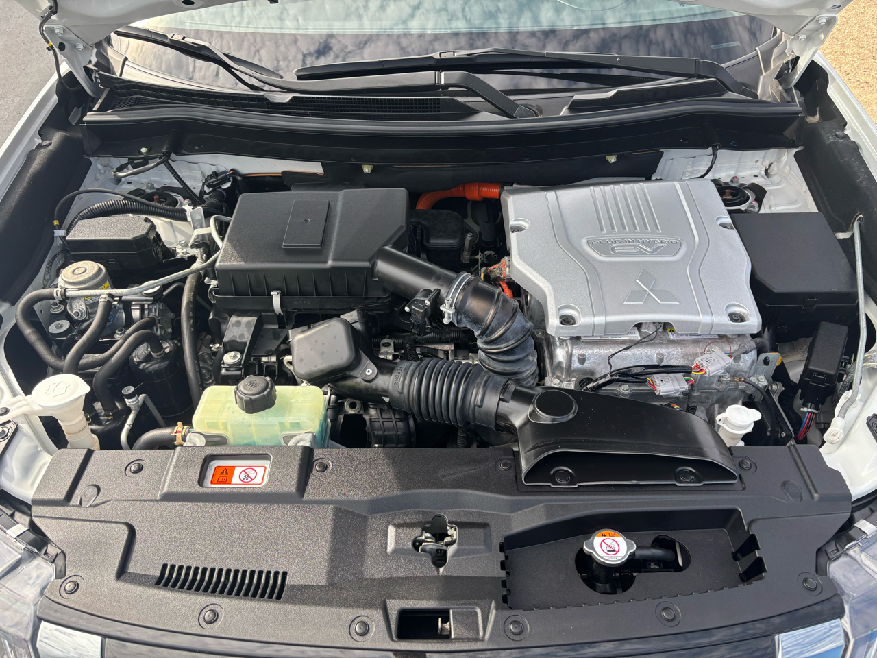 2020 Mitsubishi Outlander PHEV GT S-AWC photo 30