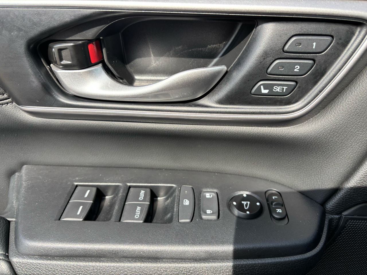 2020 Honda CR-V Hybrid EX-L photo 14