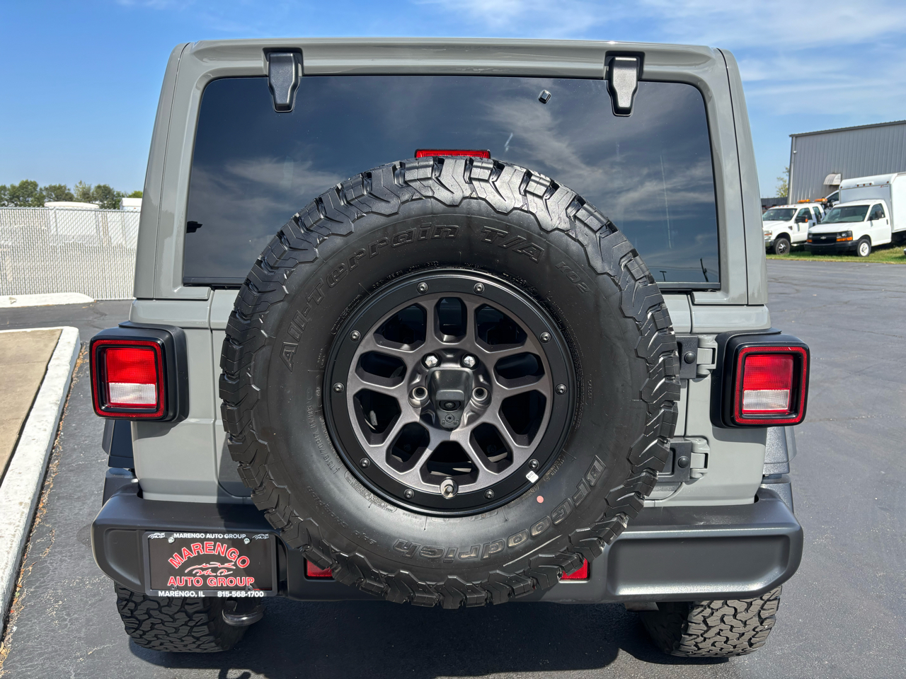 2023 Jeep Wrangler Willys photo 3