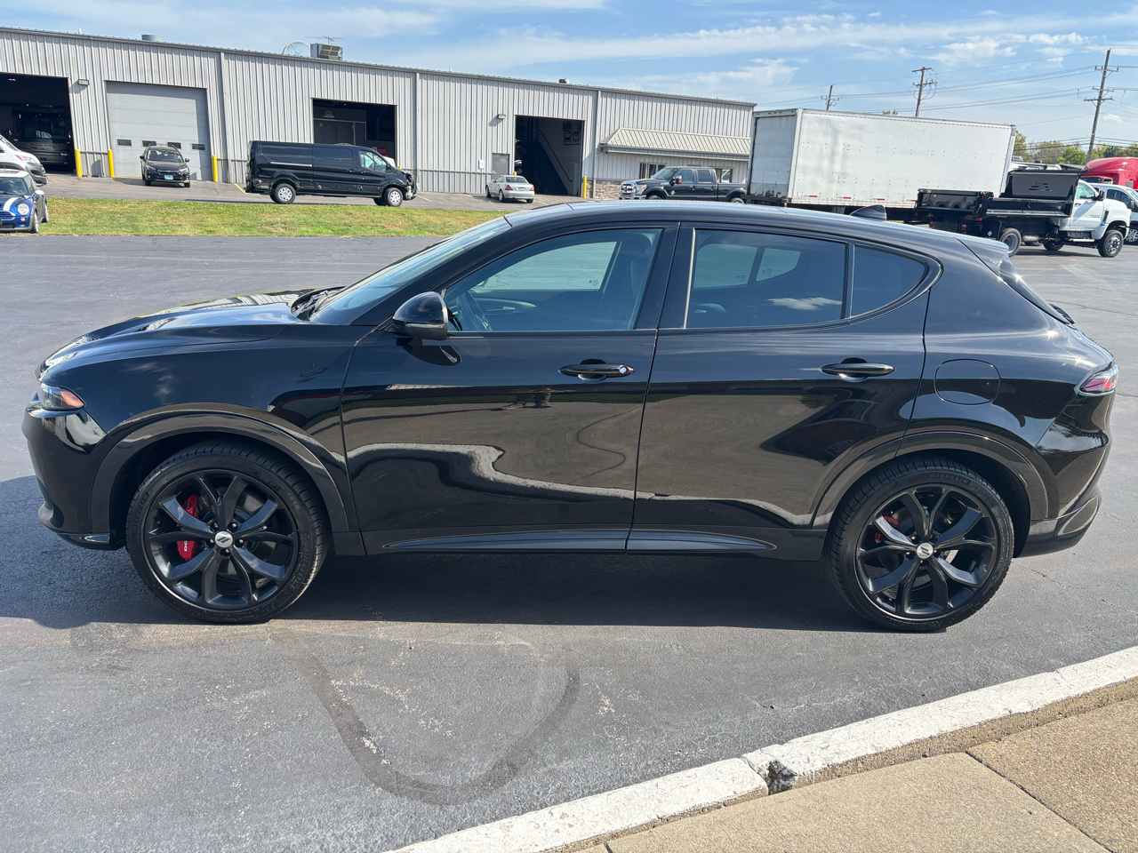 2024 Dodge Hornet R/T Plus photo 6