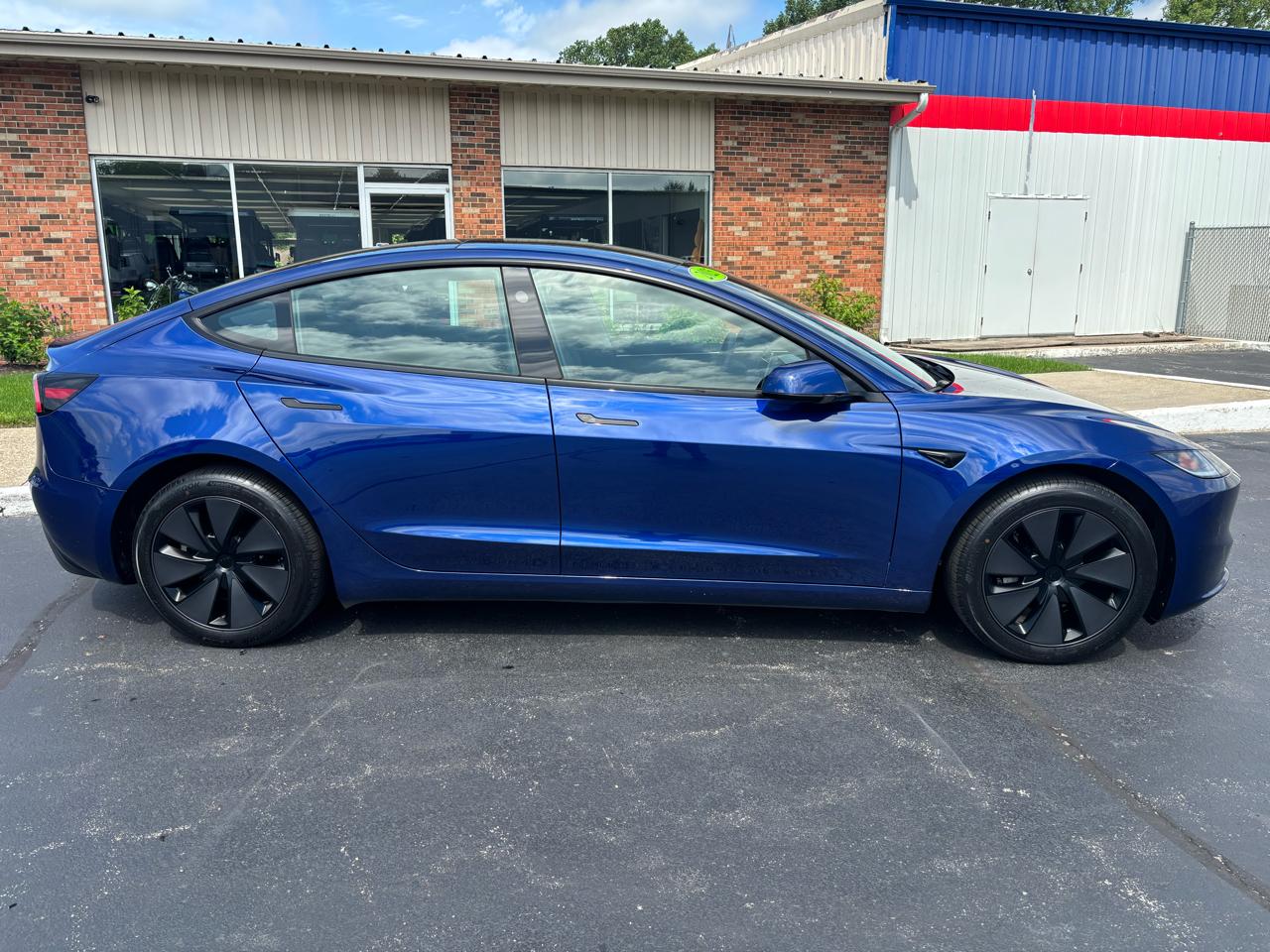 Tesla Model 3 Long Range AWD 2025