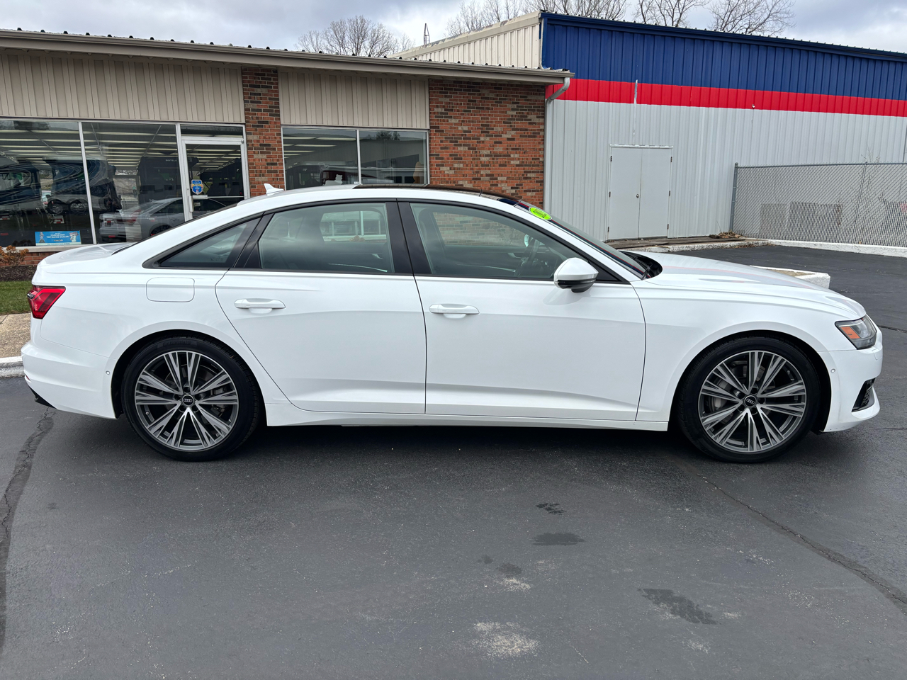 2023 Audi A6 Premium TFSI Quattro photo 2