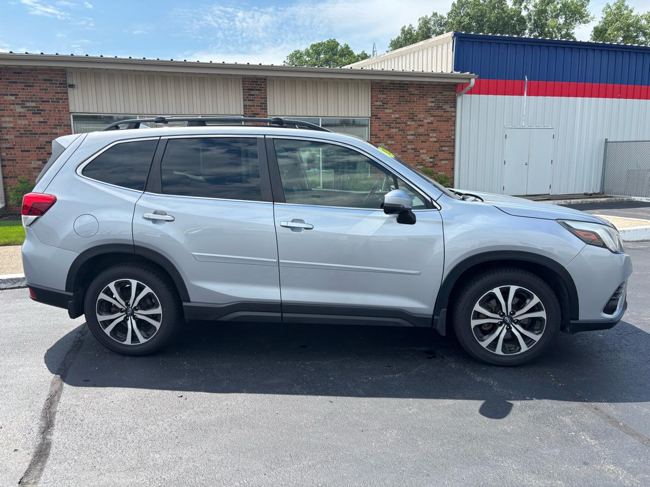 Subaru Forester Limited CVT 2022
